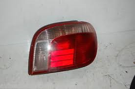 TOYOTA YARIS 99-03 СТОП ДЕСЕН 81550-52010 koito 53-08701R GSM 0888564214