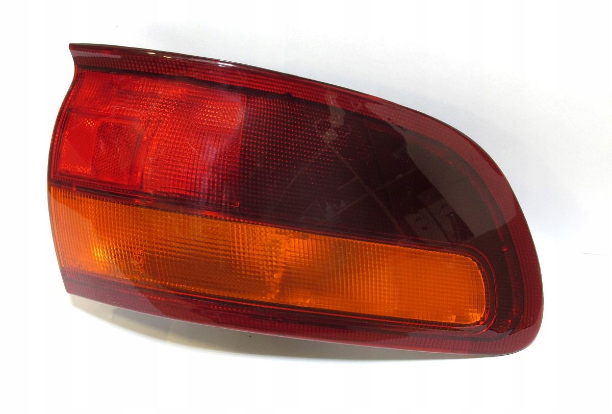 TOYOTA PREVIA СТОП ДЕСЕН 1990-2000г 81551-95d01 koito 28-53a  GSM 0888564214